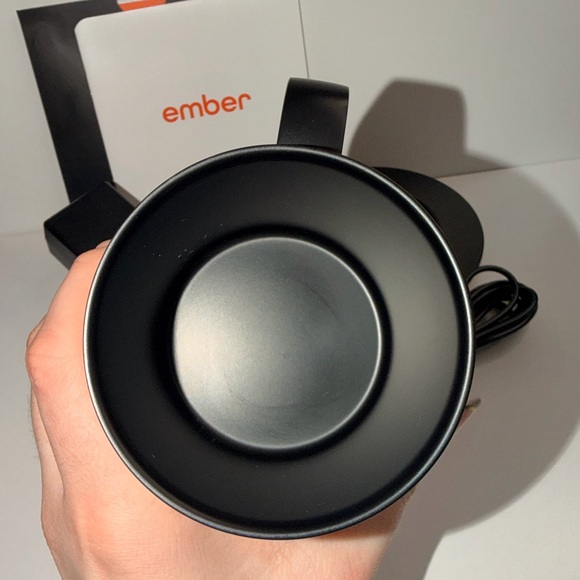 Ember Temperature Control Smart Mug – 10 oz (Black) - Picture 8 of 10